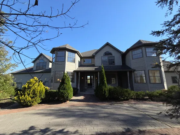 15455 Hendricks St, Lowell, IN 46356