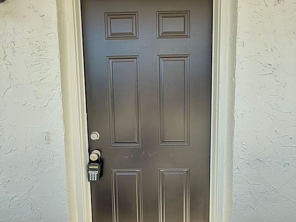 3rd image of 4809 Plymouth St #14