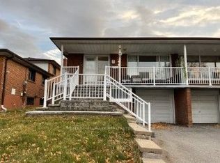 7 Sepia Dr, Toronto, ON M2J4E9