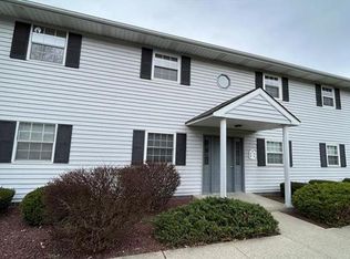 12 Field Ct, Fishkill, NY 12524