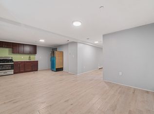 725 E 181st St #BASEMENT, Bronx, NY 10457