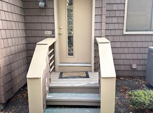 166 Old Brookfield Rd UNIT 11-1, Danbury, CT 06810