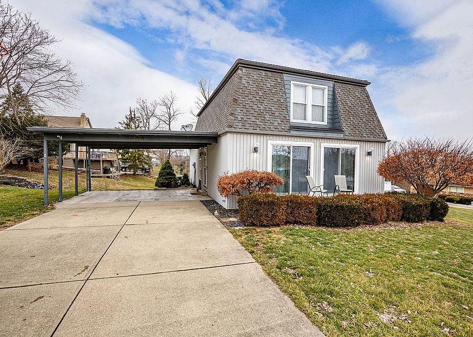 1st image of 468 Hidden Valley Dr