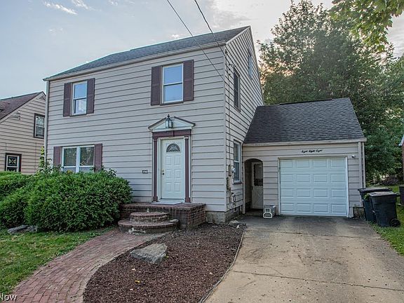 3rd image of 888 Trumbull Ave SE