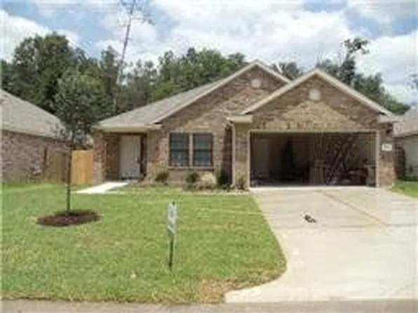 2715 Lexington Park Dr, Spring, TX 77373