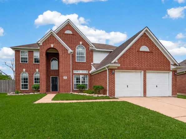 4227 N Webber Dr, Pearland, TX 77584