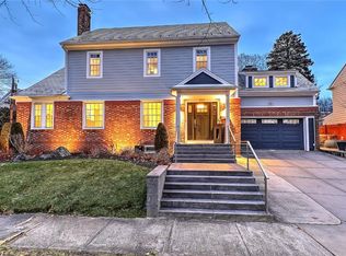 202 President Ave, Providence, RI 02906