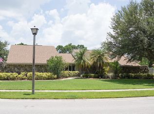 8660 Maidstone Ct, Seminole, FL 33777