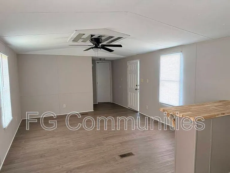 123 Ray Cir — Photo 9