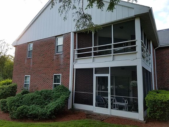 4th image of 26 Jessica Dr APT H
