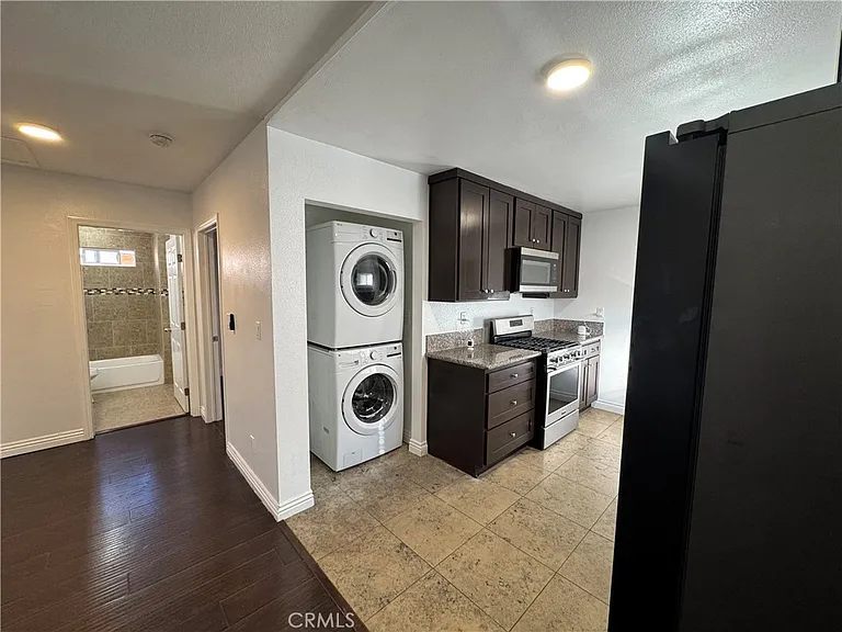 847 W Gage Ave — Photo 18