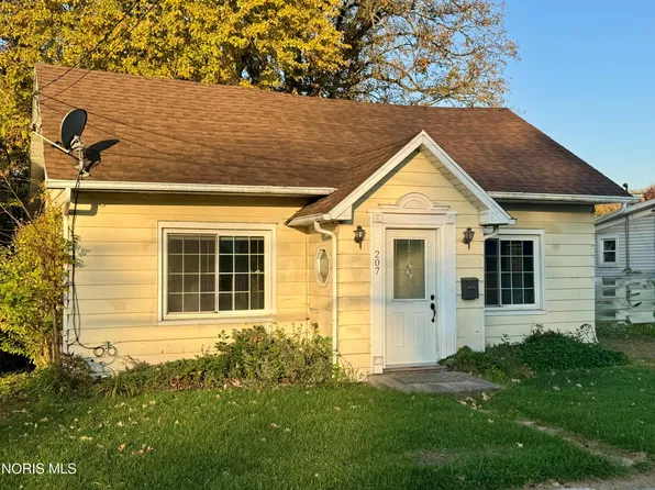 207 Meuse Argonne St, Hicksville, OH 43526