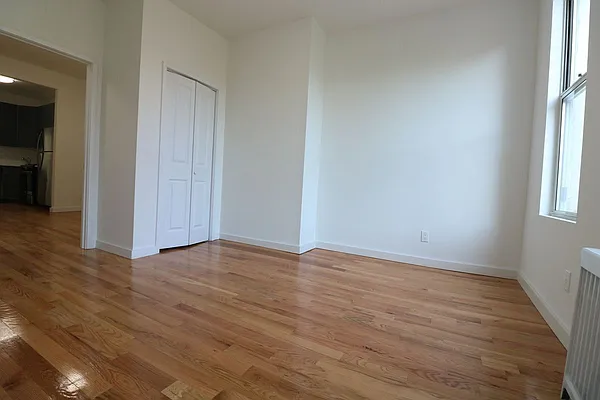 Rented by Compass | media 18