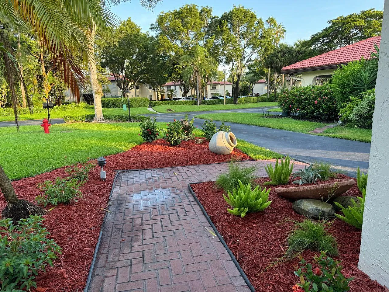 2 bed, 2.0 bath, 1520 sqft, $4,000 — Photo 4
