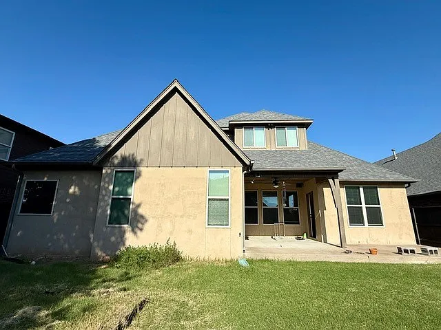 1200 S Kalanchoe Ave — Photo 32