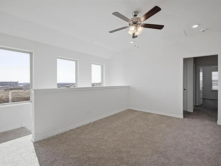 732 Thorn Creek Dr — Photo 12