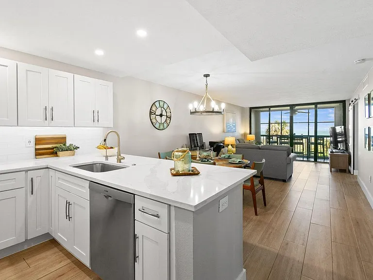 3200 N Highway A1A #209 — Photo 11