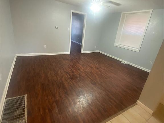 4th image of 3006 Osage St