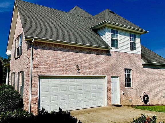 5th image of 1004 Skinner Dr