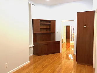 Rented by Warren T Real Estate Corp.