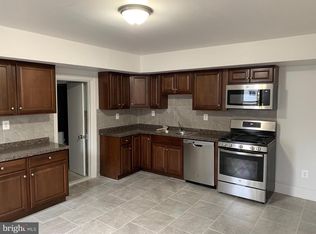 226 9th St, Upland, PA