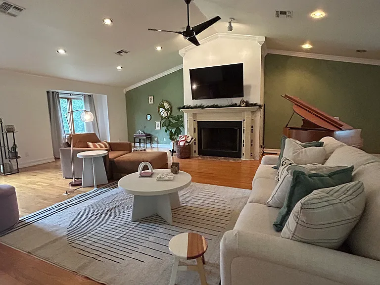 31344 Westward Ho Ave #A — Photo 3