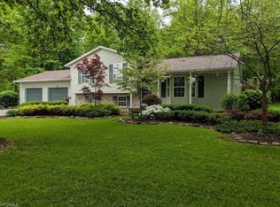 927 Housel Craft Rd, Bristolville, OH 44402