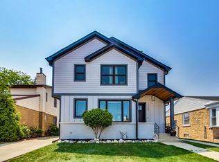 7250 N Meade Ave, Chicago, IL