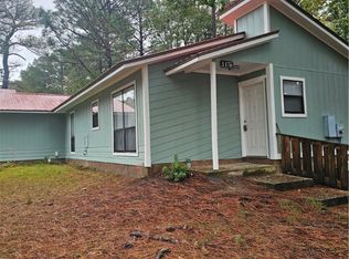 1176 Landau Rd, Fayetteville, NC 28311