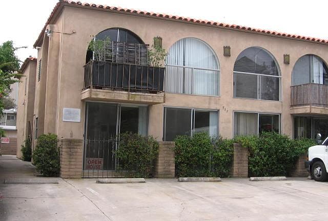 1st image of 515 Arbor Dr APT 5
