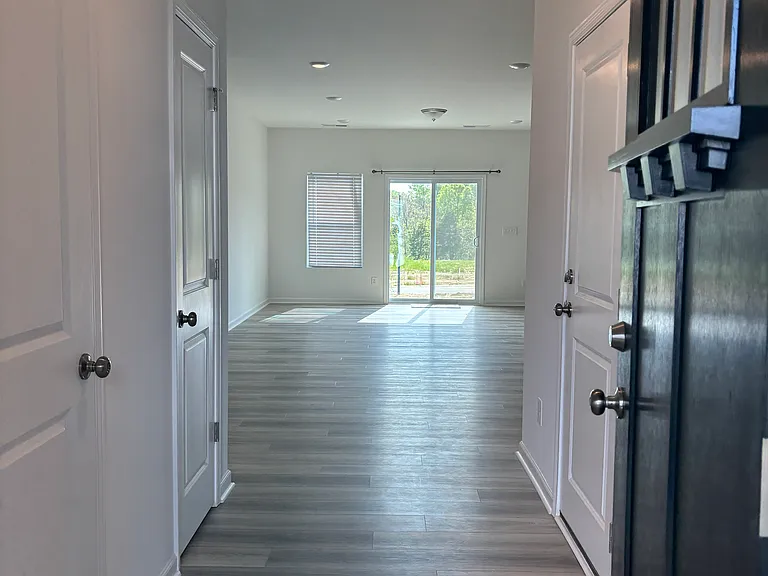 5008 Falstone Dr — Photo 10