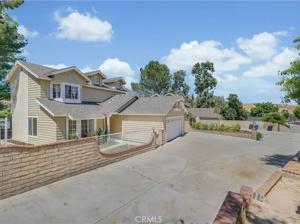 28480 Avion Cir, Castaic, CA 91384