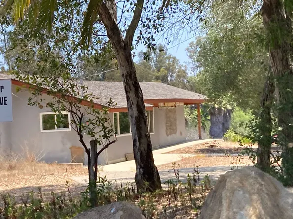 1810 E Fallbrook St, Fallbrook, CA 92028