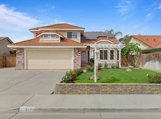 2131 Smokey Ct, Los Banos, CA 93635