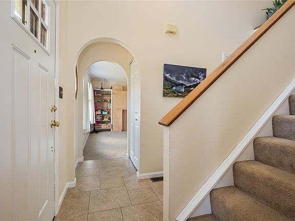 3rd image of 3432 Cedar Glen Dr