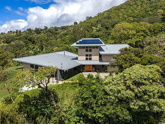 3rd image of 228 Forest Ridge Way