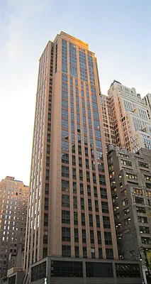 Rented by R New York | media 30