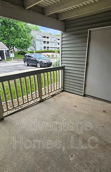 8793 W 106th Ter — Photo 17