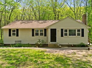 360 Long Hill Rd, Bolton, MA 01740
