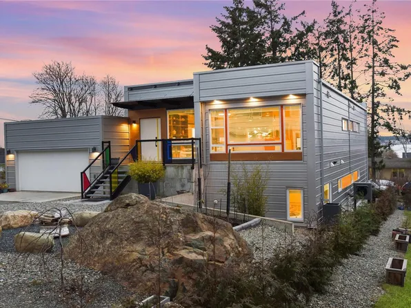 3857 Warren Ave #3855, Comox Valley, BC V0R 2V0