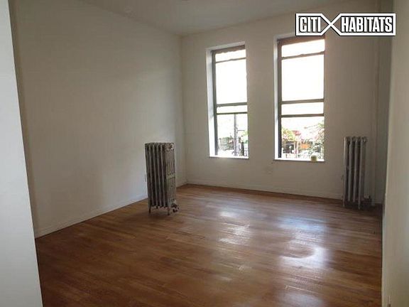 3rd image of 650 9th Ave APT 5S