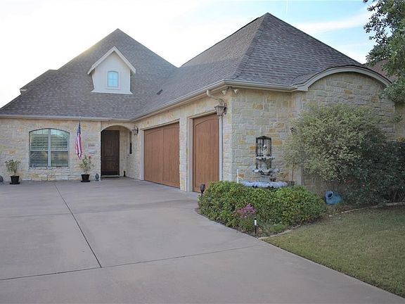 3rd image of 3500 Abes Landing Dr