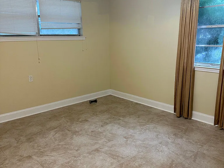 617 Legendre Dr — Photo 21