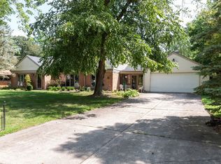 1367 Dartmouth Rd, Flossmoor, IL 60422