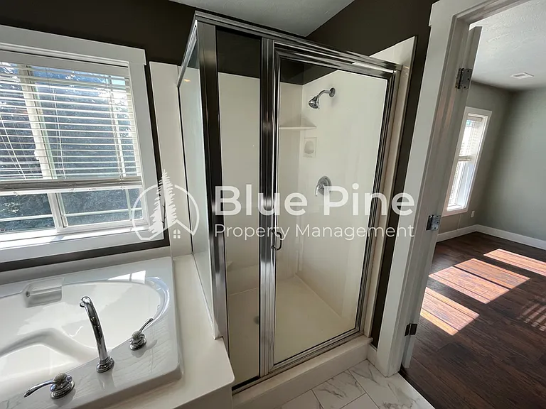 157 Leesburg Ln — Photo 19