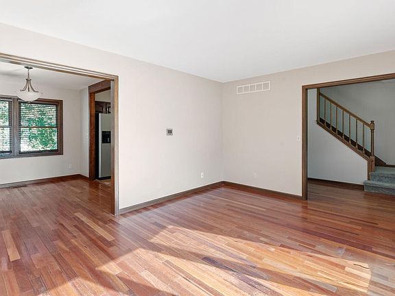 5th image of 4455 Richmond Ct