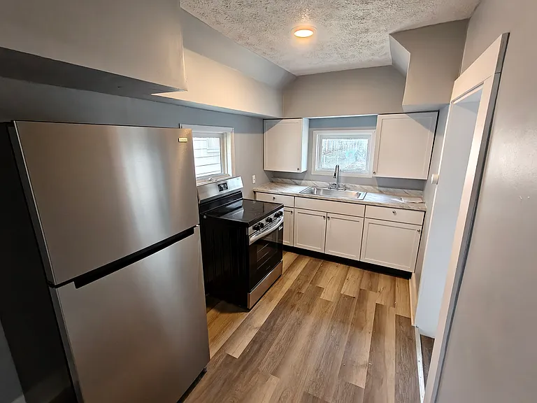 1279 Atwood Ave — Photo 16