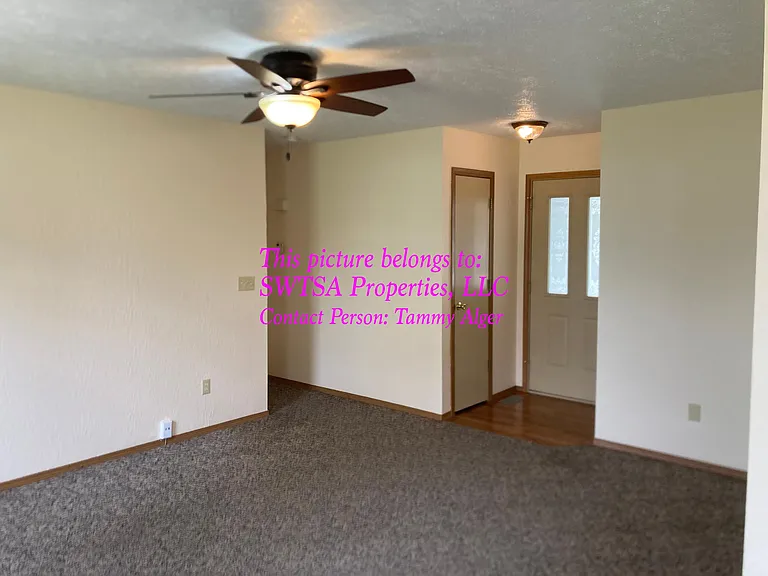 421 W Olive St — Photo 5