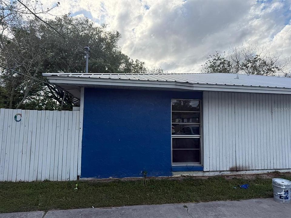 2nd image of 3050 SE 53rd Ct
