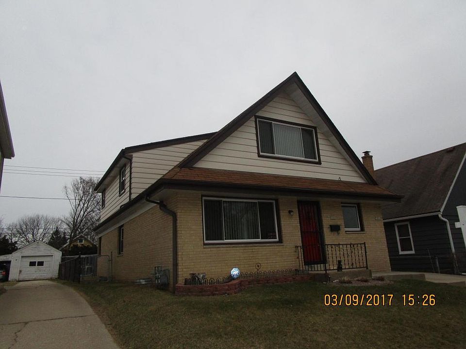 2nd image of 3006 N 73rd St